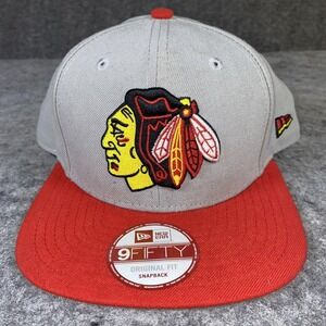 New Era 9Fifty Chicago Blackhawks NHL Snapback Hat Gray & Red Flat Bill Logo